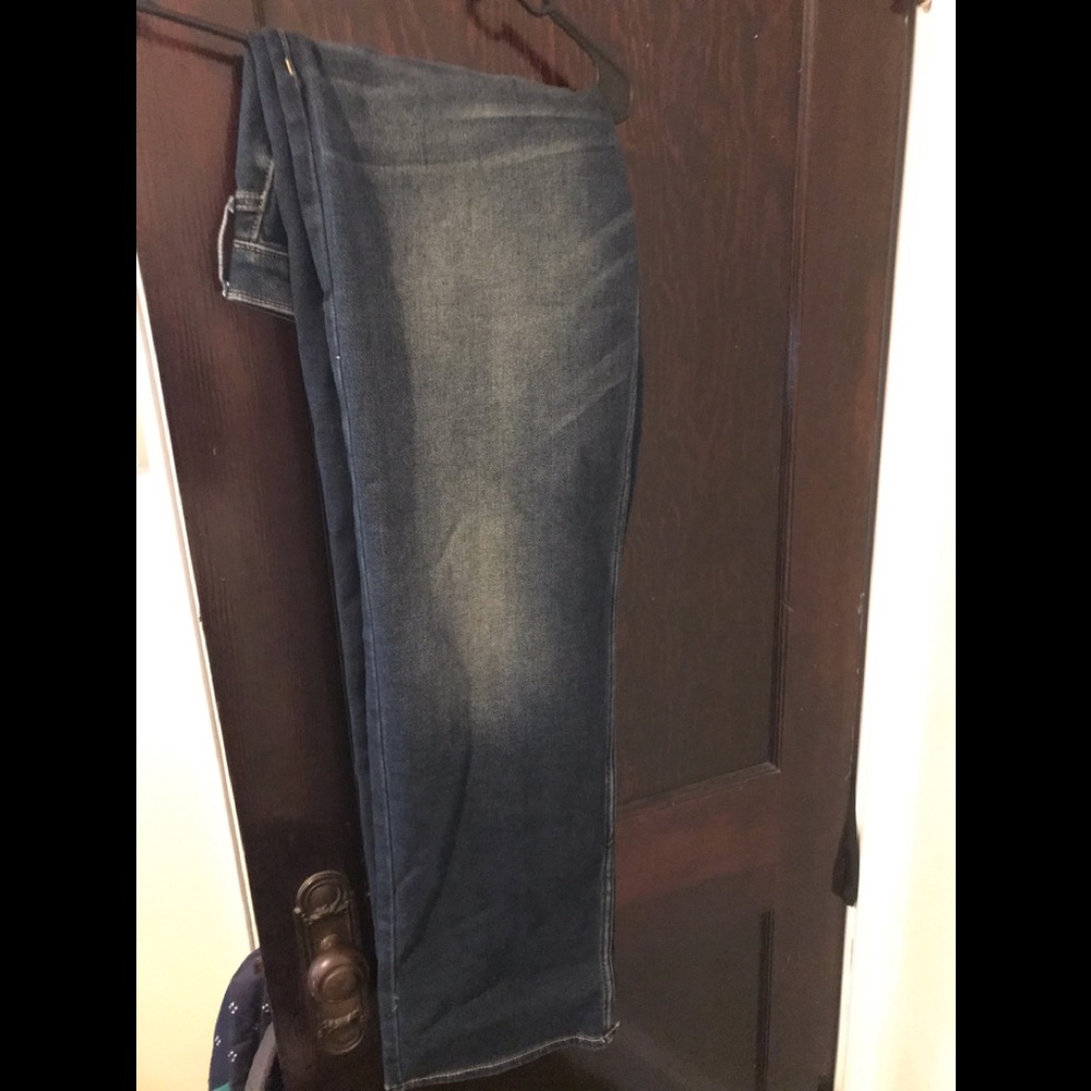 Straight Jeans